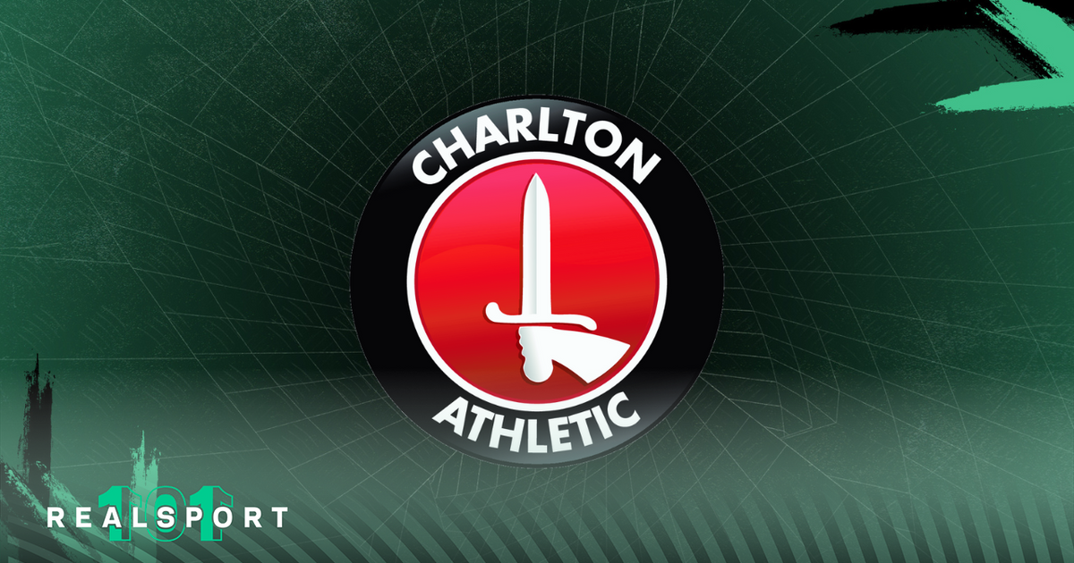 Charlton Athletic badge with green background