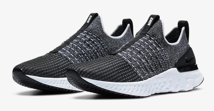 Nike React Phantom Runner Flyknit 2 product image of dark grey mesh, laceless pair of sneakers.