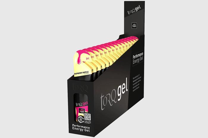 Best running gel TORQ product image of a pack of raspberry ripple flavoured gels.