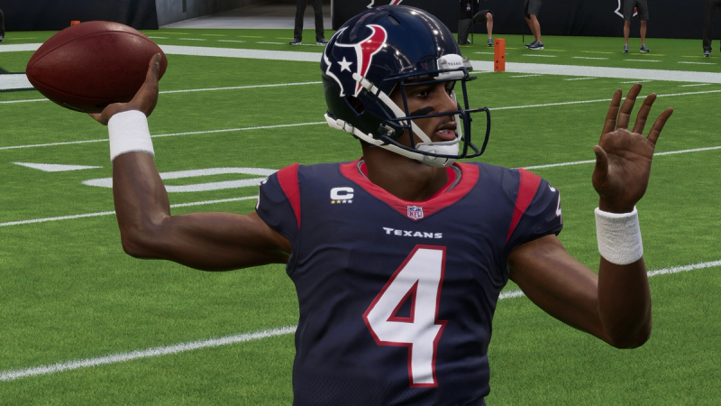 Deshaun Watson had a simple reaction to his surprising Madden 21 rating -  Article - Bardown