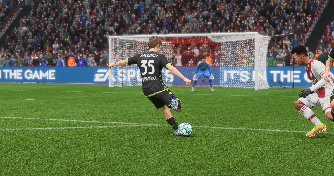 Tommaso baldanzi takes a shot in FIFA 23