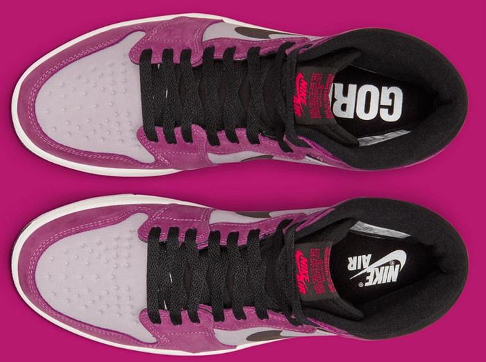 Jordan 1 Element GORE-TEX "Light Berry" product image of a white sneaker with light purple and black overlays.