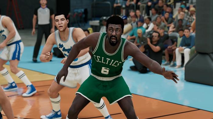 NBA 2K22 MyTEAM Iced Out Bill Russell