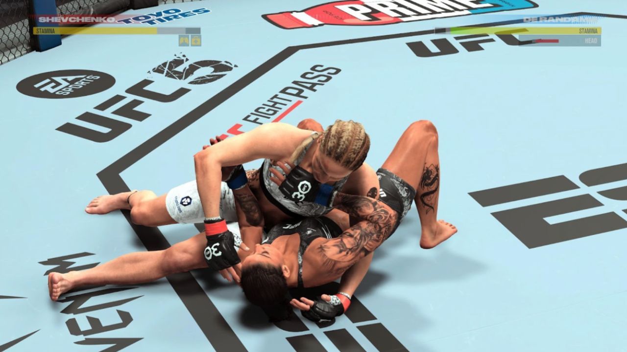 UFC 5 Online Career: Two players are fighting