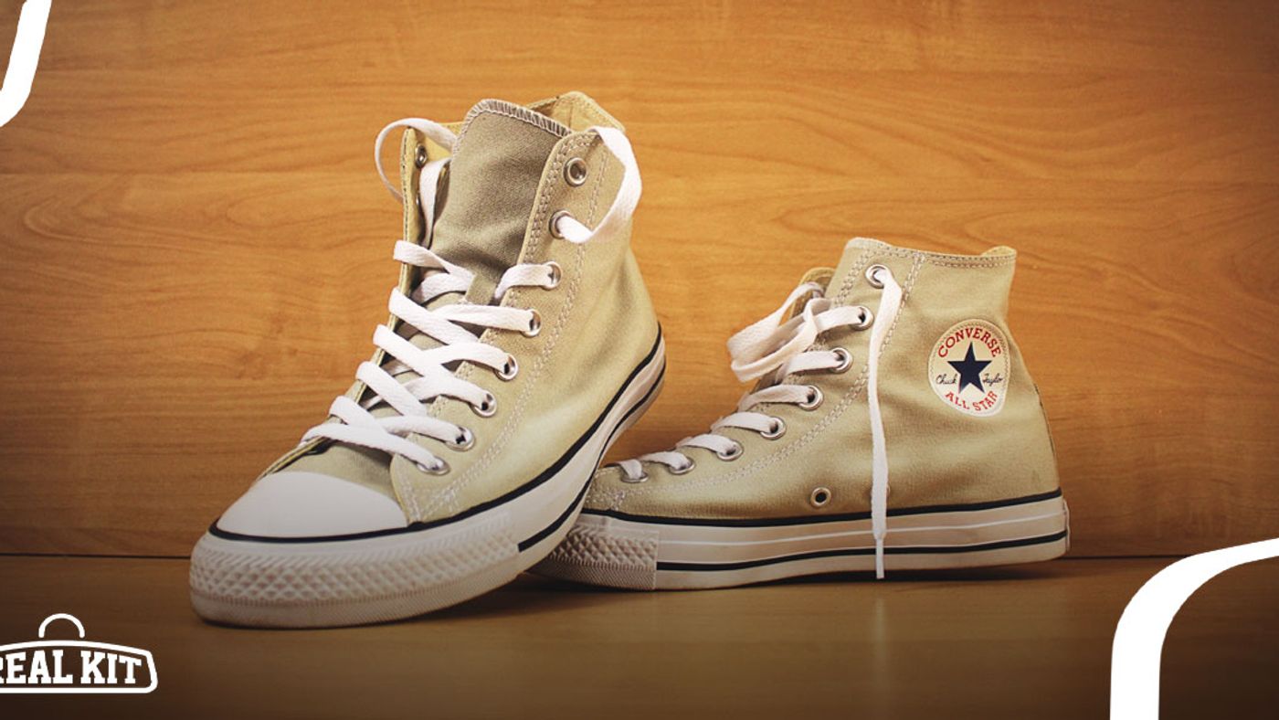 to lace Converse shoes