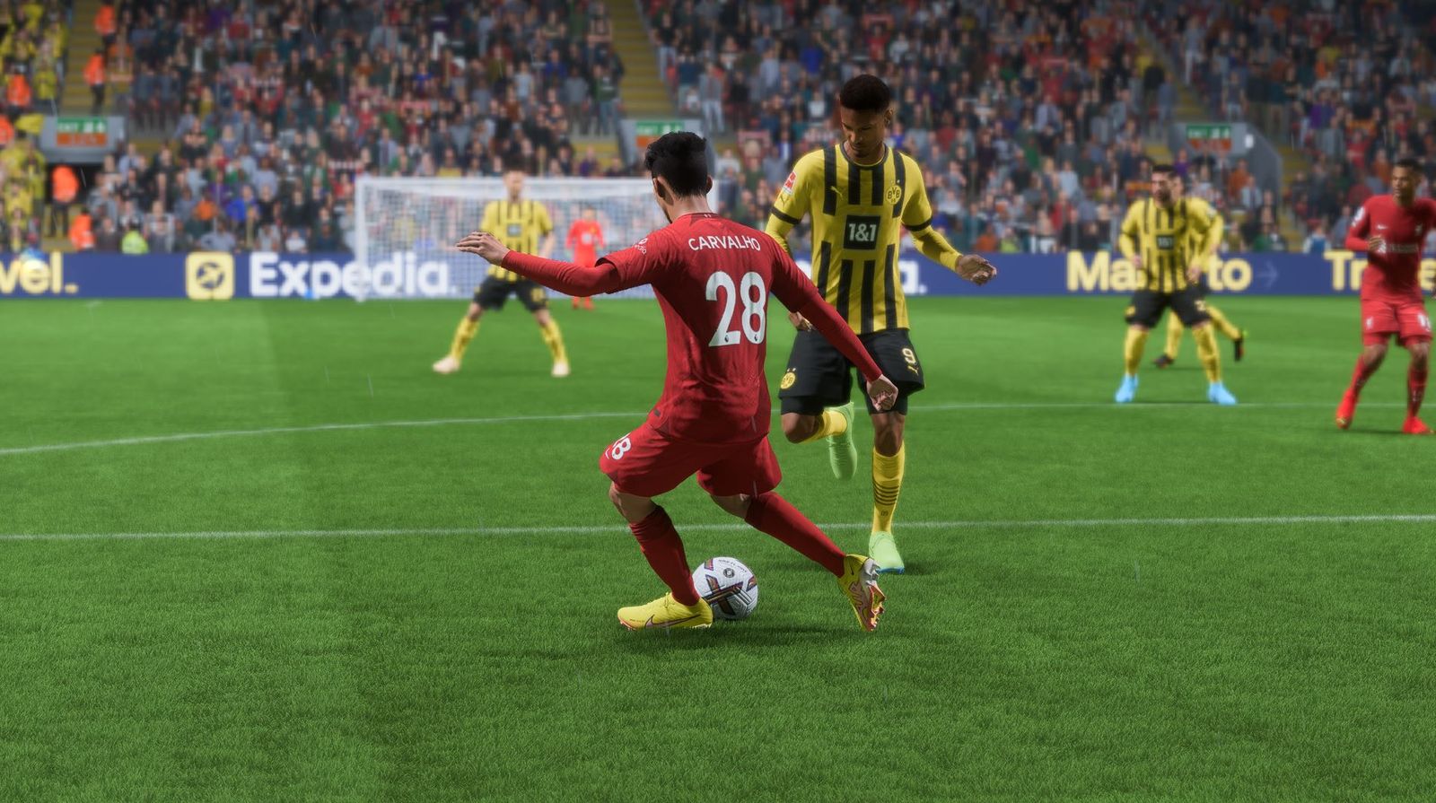Fabio Carvalho plays a pass in FIFA 23