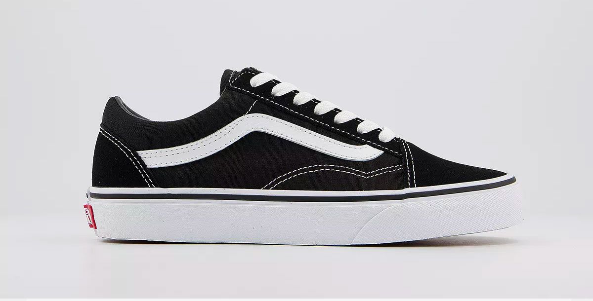 How to clean vans old best sale skool black