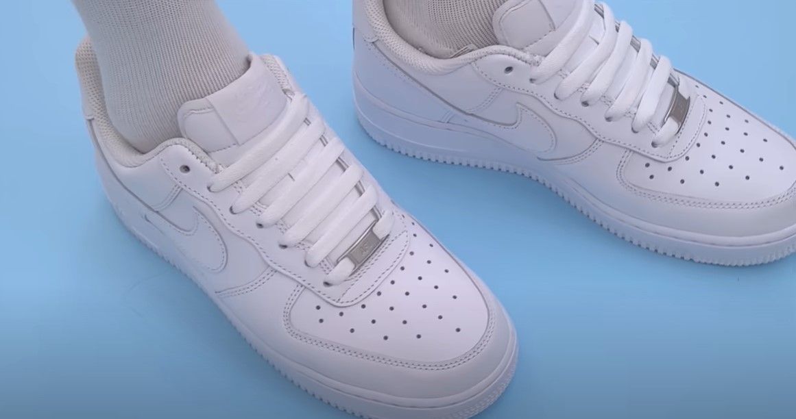 air force 1 loose laces