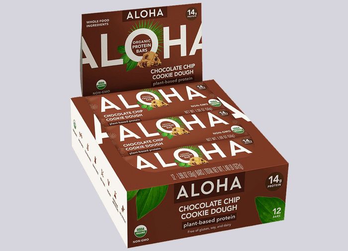 Best vegan protein bars Aloha product image of a brown and white box containing chocolate chip cookie dough flavoured bars.