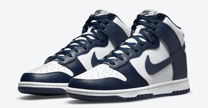 Jordan 1 vs Nike Dunk "Championship Navy" Dunk product image of a navy and white pair of sneakers.