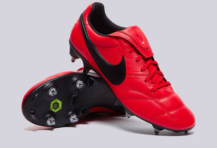 Best football boots Nike Premier II product image of a singular red boot with black Nike tick