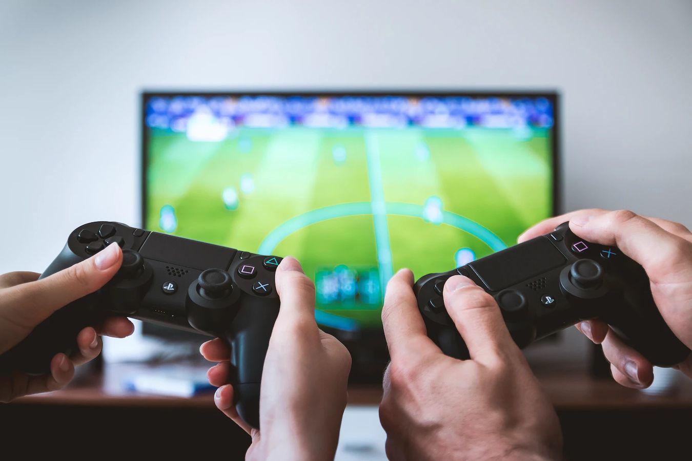 The Connection Between FIFA and Casino Games: A Gamification Analysis
