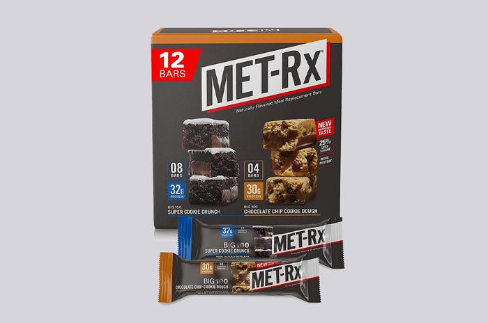 Best protein bars MET-Rx product image of a black box with two flavours of bars inside.