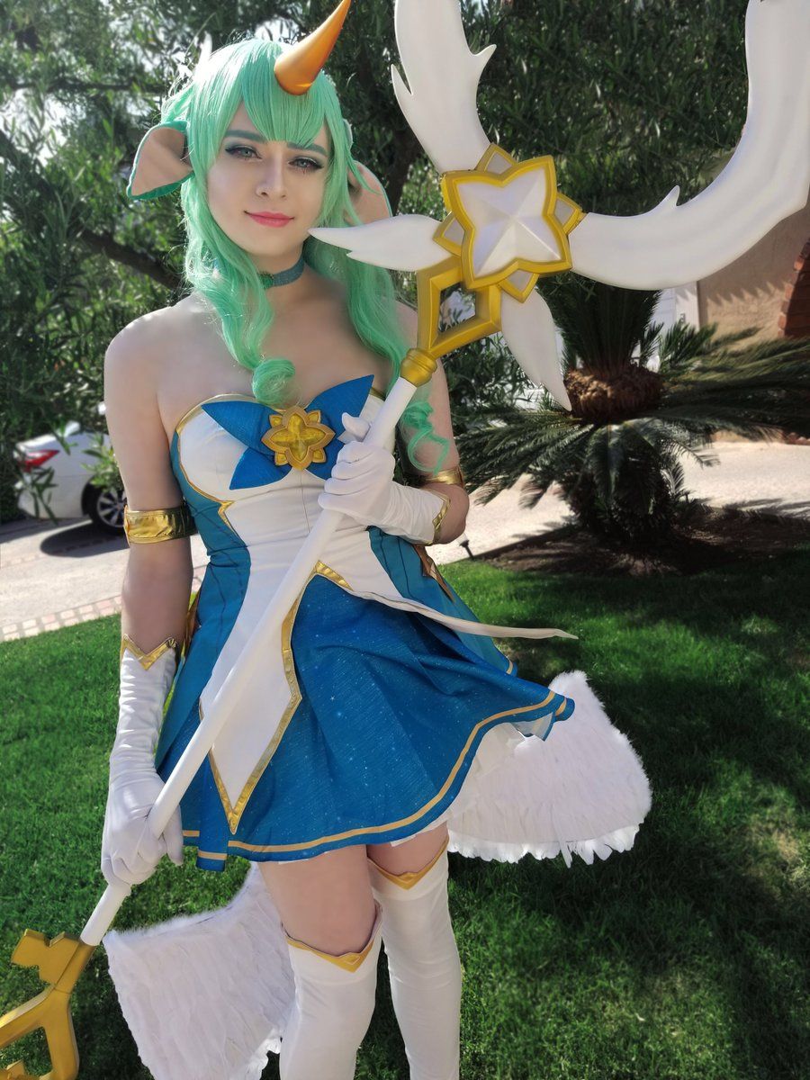 League of Legends Best Sneaky Cosplays