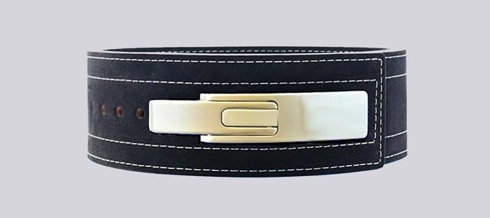 Best Weightlifting Belt Inzer, product image of a weightlifting belt, with metallic clasp