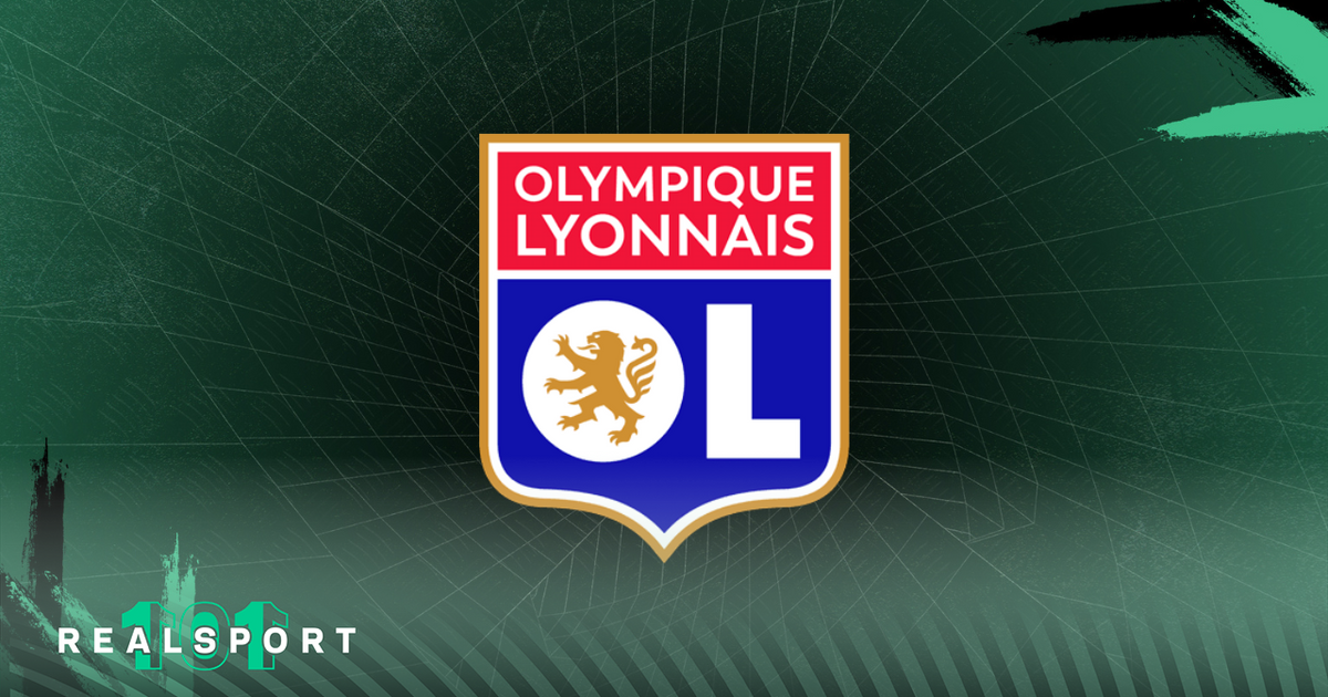 Lyon badge (large) with green background