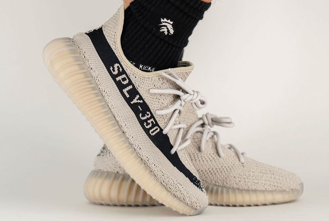When Is The adidas Yeezy Boost 350 v2 Reverse Oreo Release Date? Here's ...
