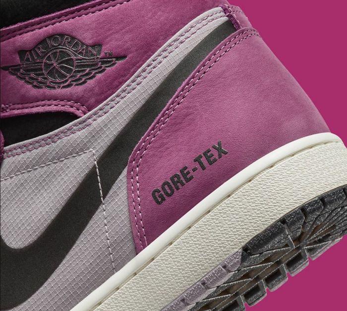 Jordan 1 Element GORE-TEX "Light Berry" product image of a white sneaker with light purple and black overlays.