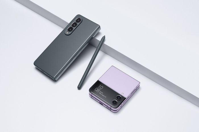 Galaxy Fold4 and Flip4 - Samsung eSIM Phones