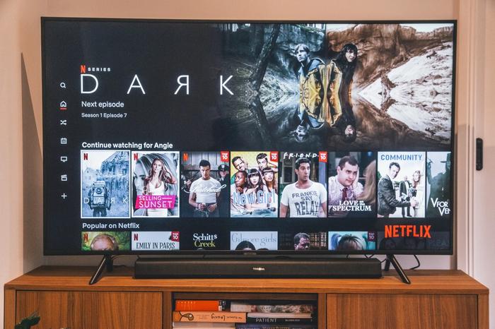 How To Cast Android Screen To TV Without Chromecast